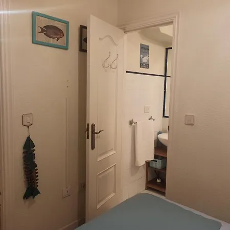 Marinero En La Ciudad Vieja En