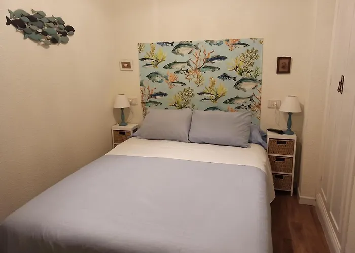 Marinero En La Ciudad Vieja En *